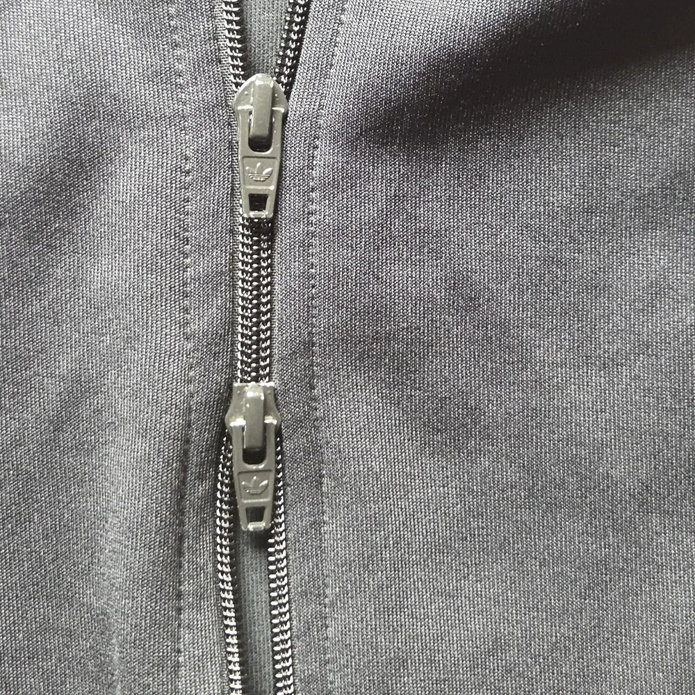 Adidas Track Jacket Mens XL Black Full Zip Three Stripes Trefoil Logo Athletic